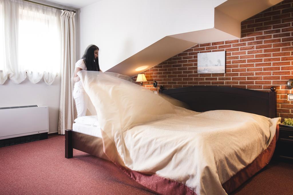 פלזן Hotel Purkmistr מראה חיצוני תמונה